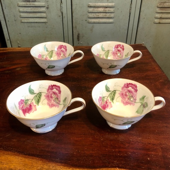 Vintage Other - 4 Vintage Bavarian Teacups Selb Germany Heinrich